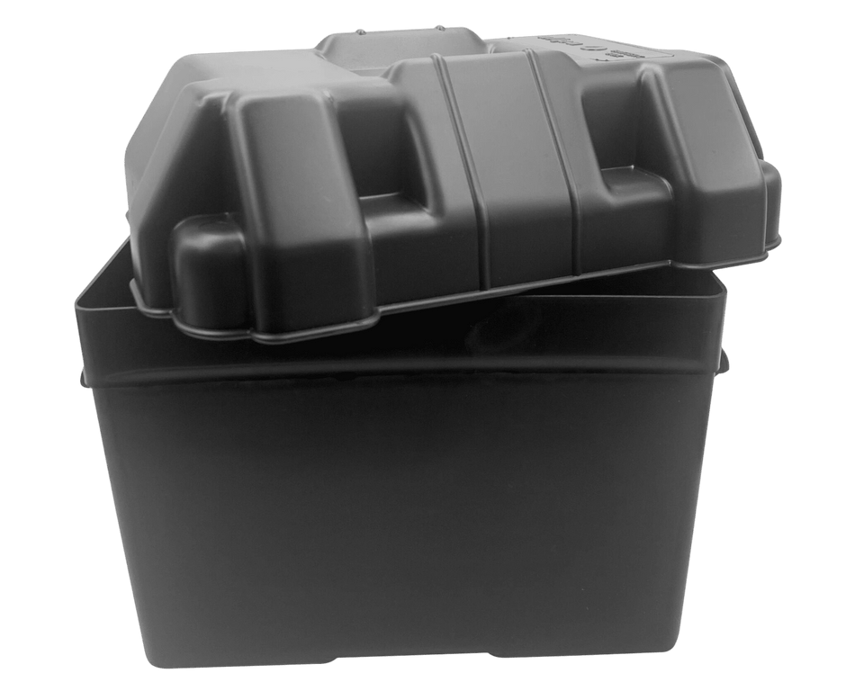 Trem, Batteriboks lille sort, PVC med låg og spændestrop, ISO-10133, 4-stk.